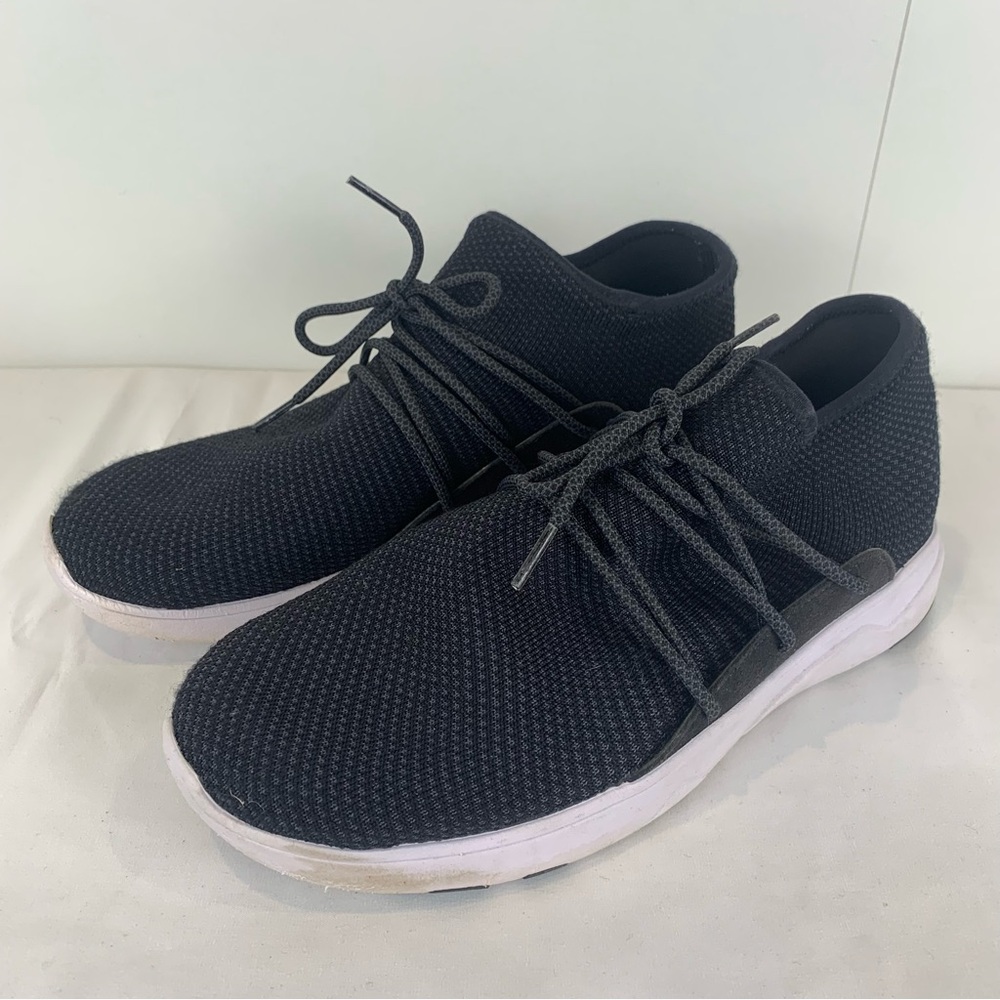Vessi Men's 10 Cityscape Classic Sneaker Storm Black Grey Lace Up Fabric